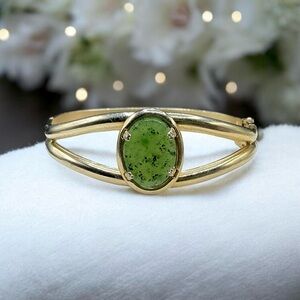 🌺Vintage Gold & Genuine Jade Bracelet